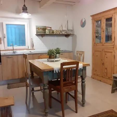 Finestra Sul Mare - A *